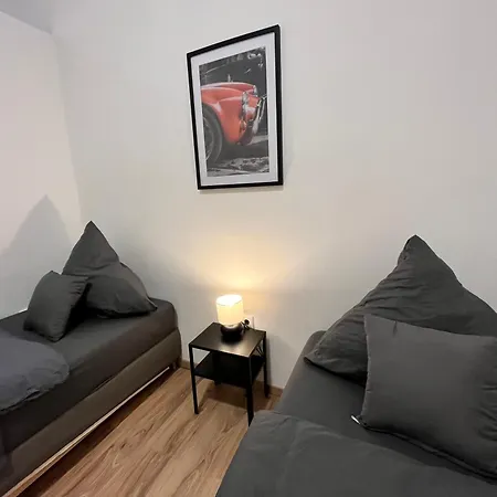 10b 40qm Wi-fi Free Parking Calm Back House *