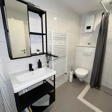 10b 40qm Wi-fi Free Parking Calm Back House Dortmund