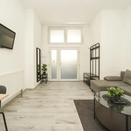 10b 40qm Wi-fi Free Parking Calm Back House
