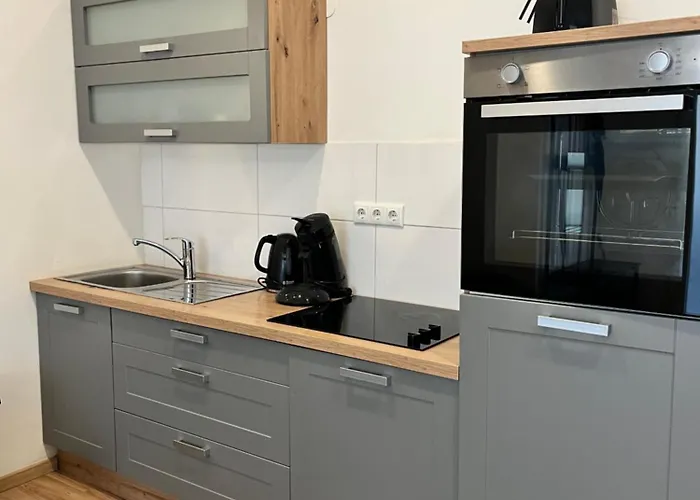 10b 40qm Wi-fi Free Parking Calm Back House *