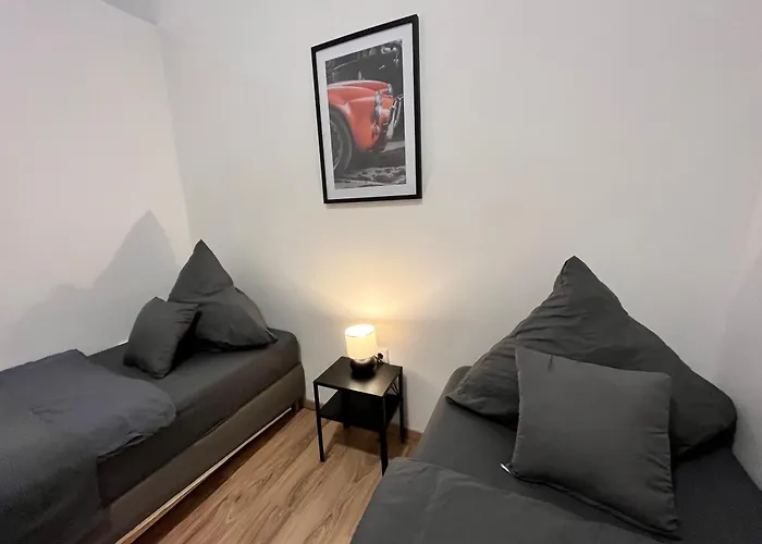 10b 40qm Wi-fi Free Parking Calm Back House *